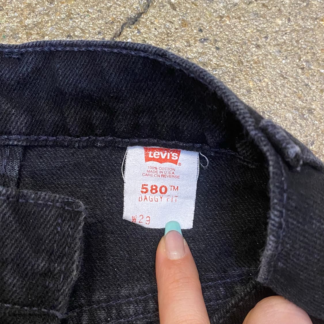  리바이스 580 빈티지 블랙진 반바지 상품이미지3