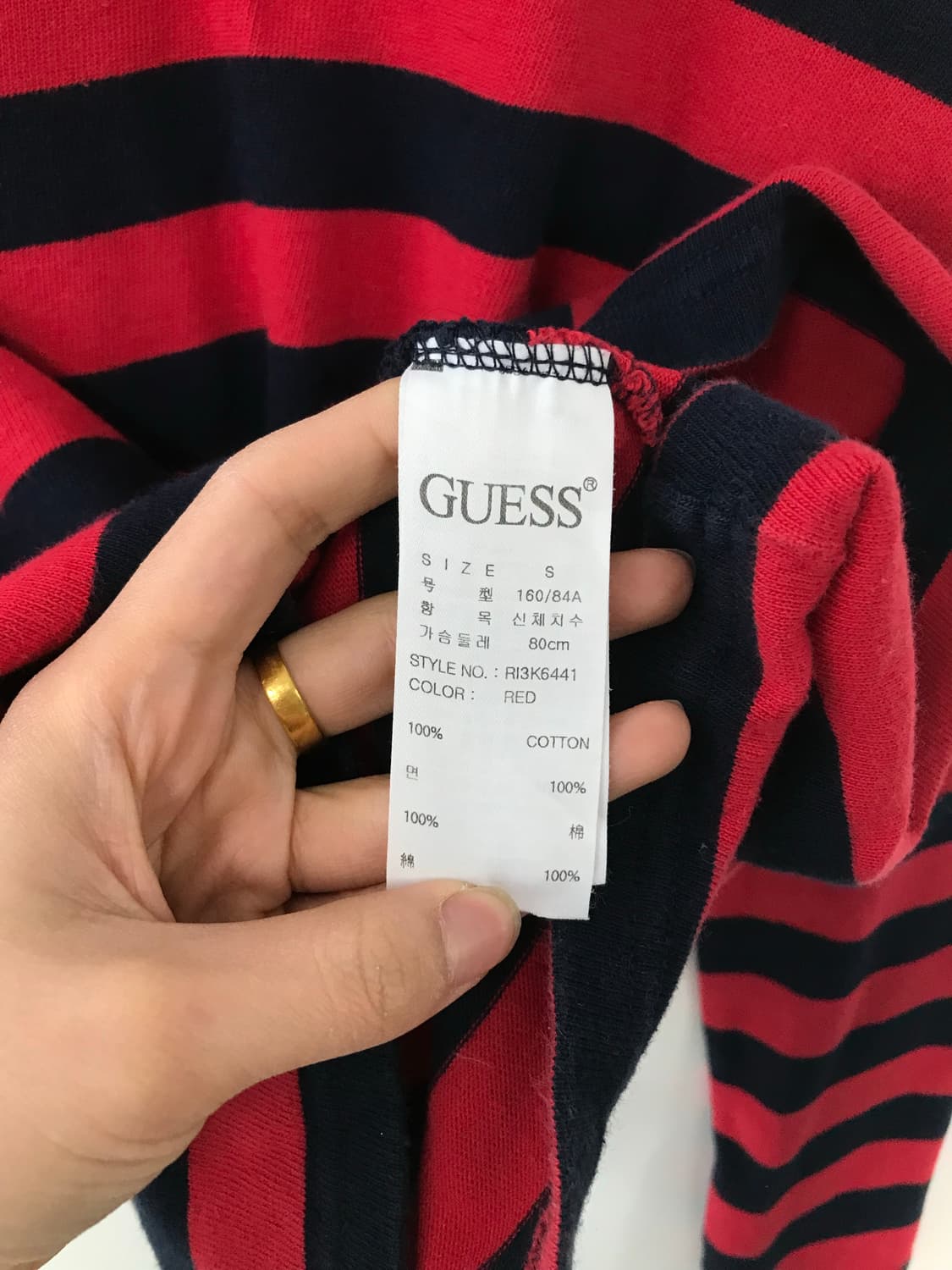 게스 자수로고 단가라 슬리브 니트 상품이미지4