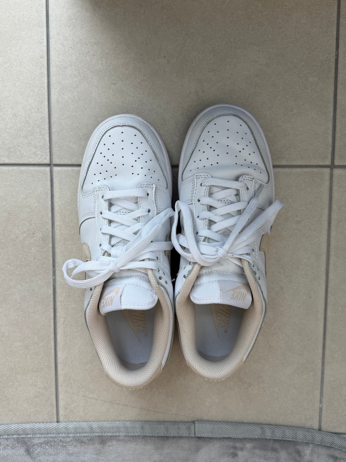 (W) 나이키 덩크 로우 펄 화이트 250 판매 상품이미지1