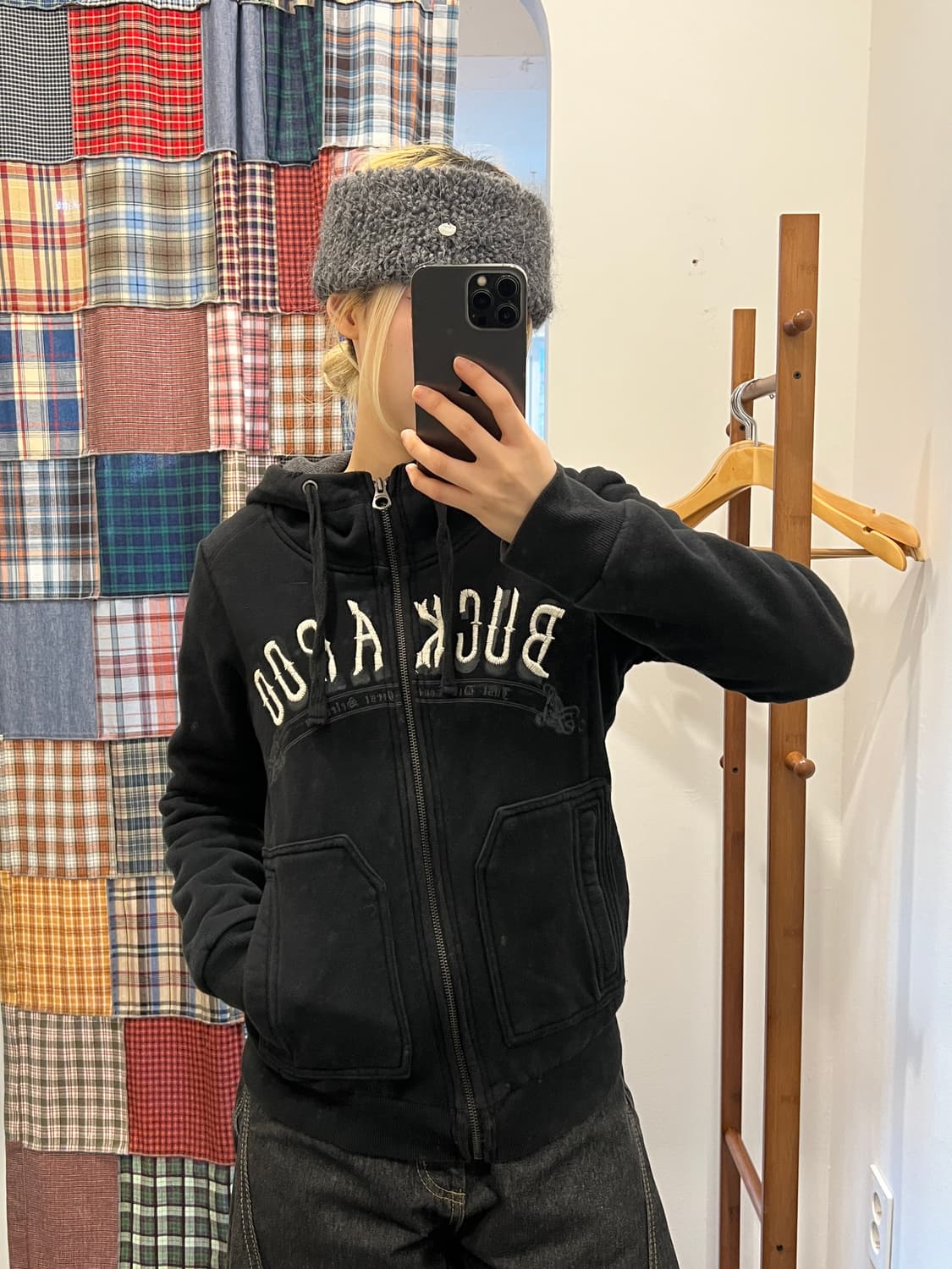 버카루 블랙 패치 후드집업 상품이미지2