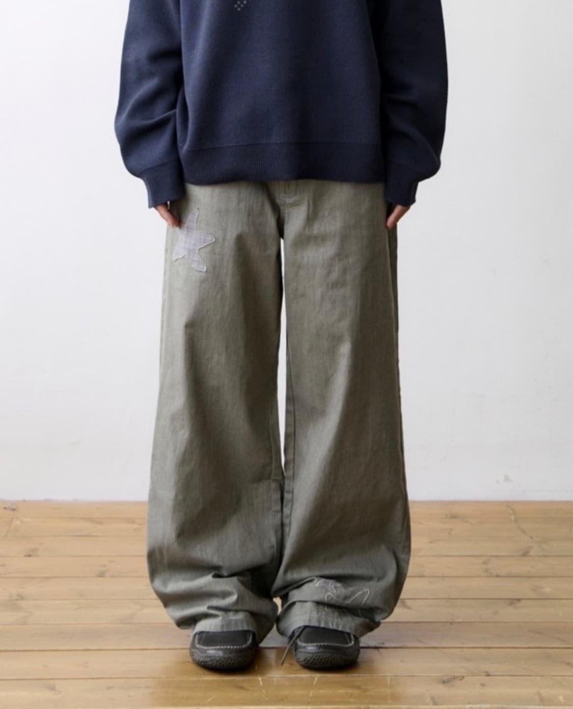 더콜디스트모먼트 스타피쉬 패치 팬츠 상품이미지1