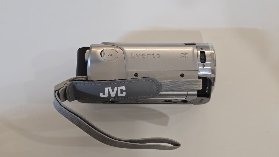 A급 빈티지 디카 카리나 캠코더 JVC EX250-S 본체만/작례 있음 상품이미지3
