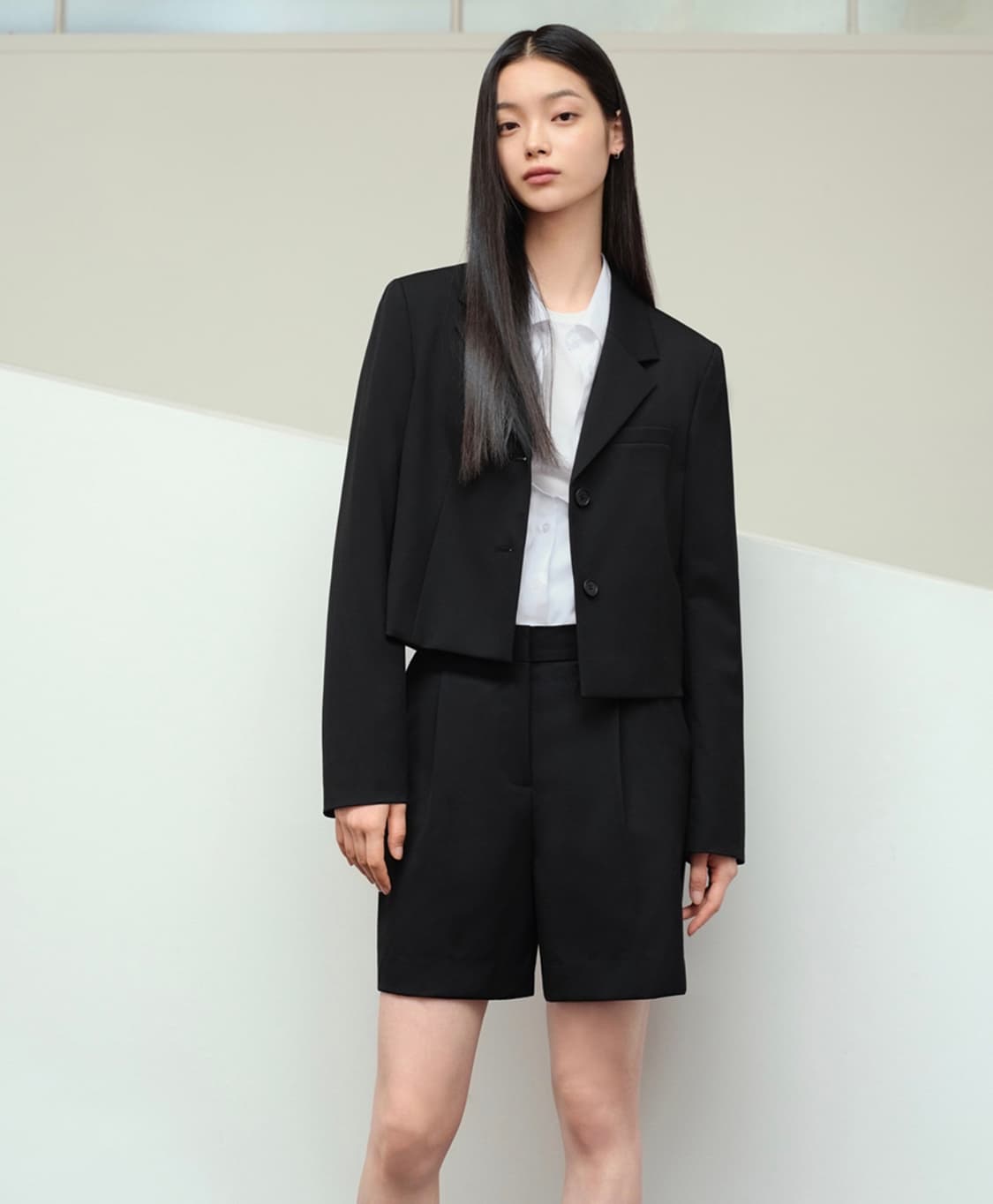 무신사 스탠다드 우먼즈 크롭 블레이저(블랙) 상품이미지1
