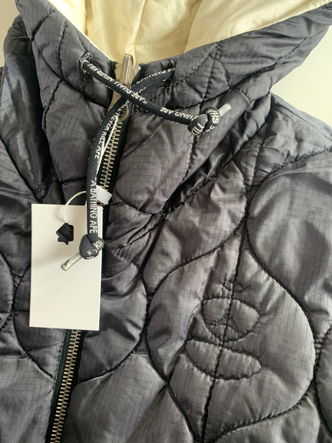 Bape 베이프 리버서블 경량 패딩 상품이미지5