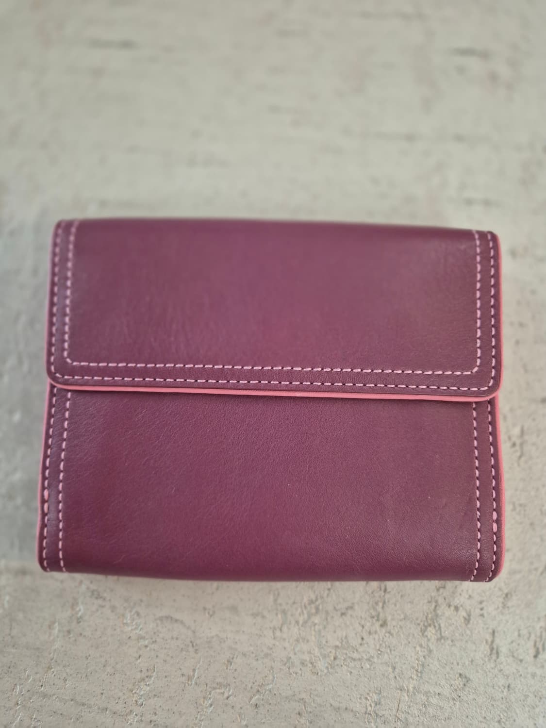 코치 여성 중지갑 플럼 핑크 상품이미지3