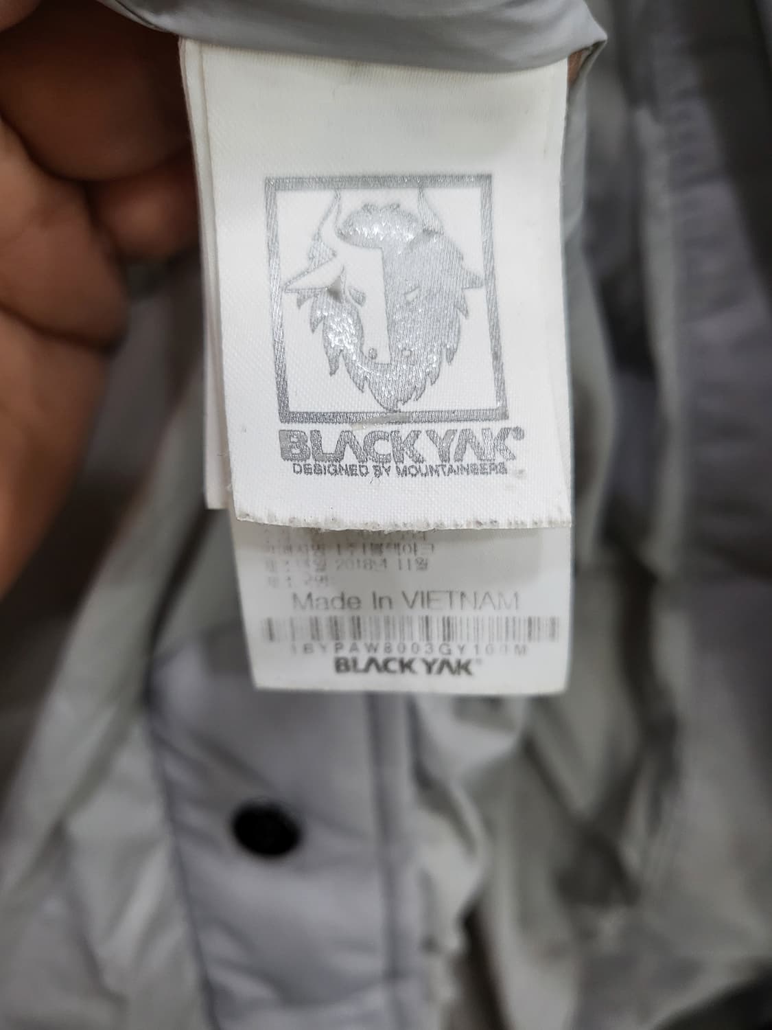 BLACKYAK 벤치 다운 롱패딩 상품이미지8