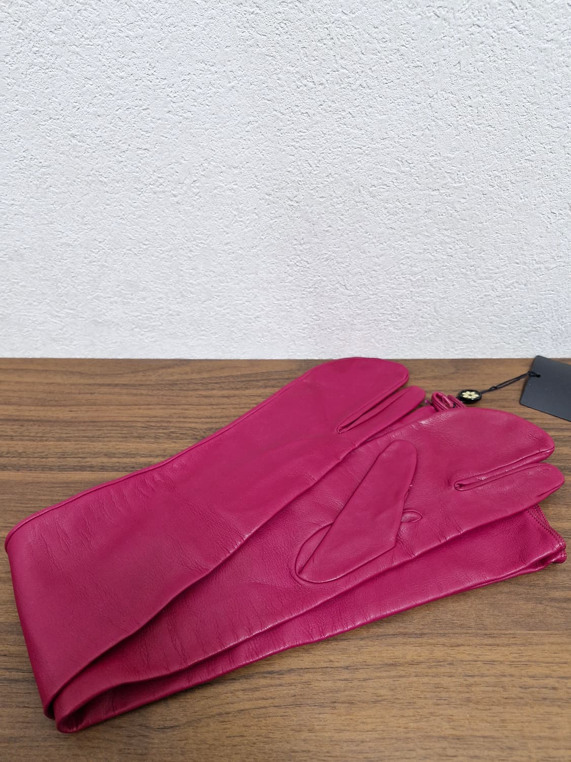 [M] 메종 마르지엘라 로즈 레더 타비 글러브 상품이미지1