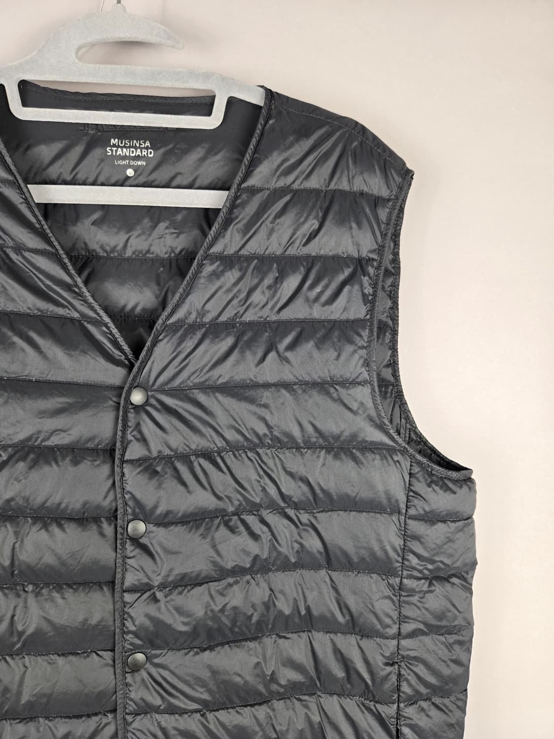 [무료배송]무신사스탠다드 L 남성 라이트 덕 다운 경량 패딩 조끼 블랙 상품이미지3