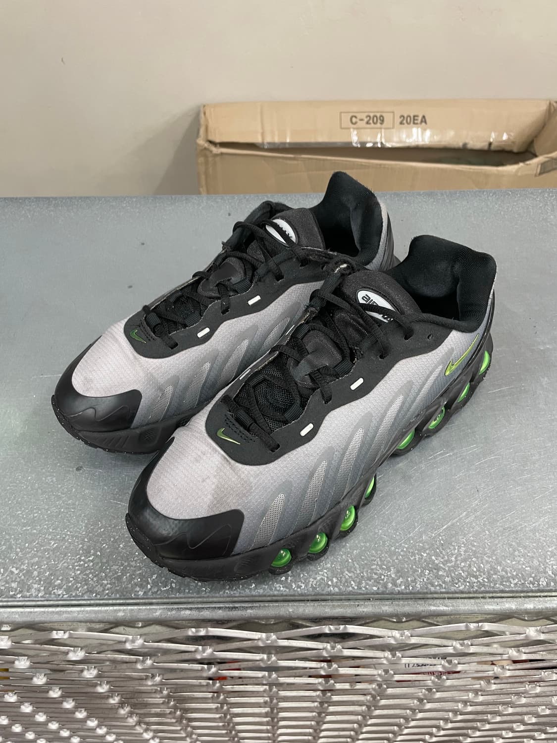 나이키 에어맥스 Dn8 블랙 250 상품이미지2