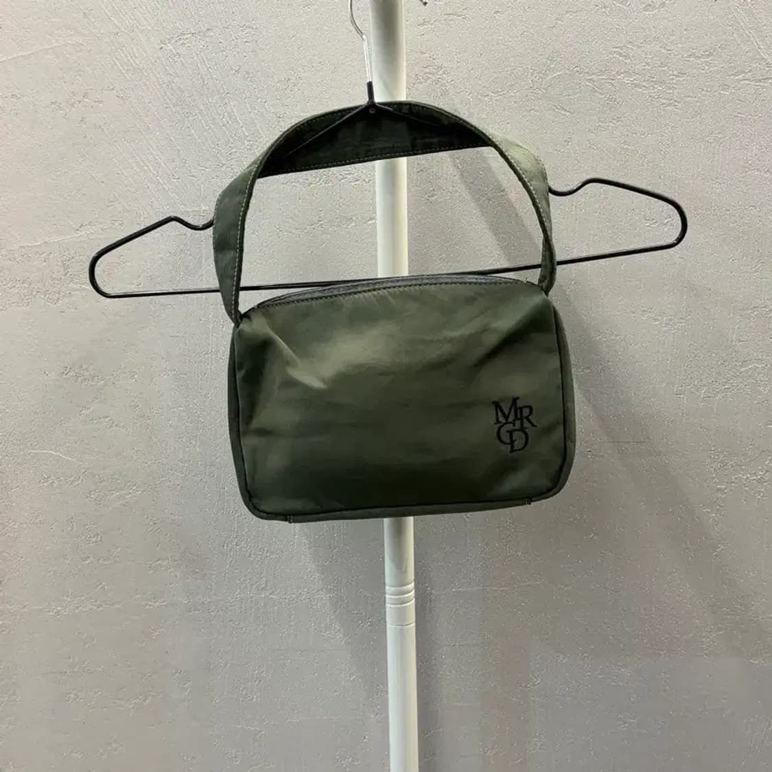 마르디 메크르디 파니니백 올리브 상품이미지2