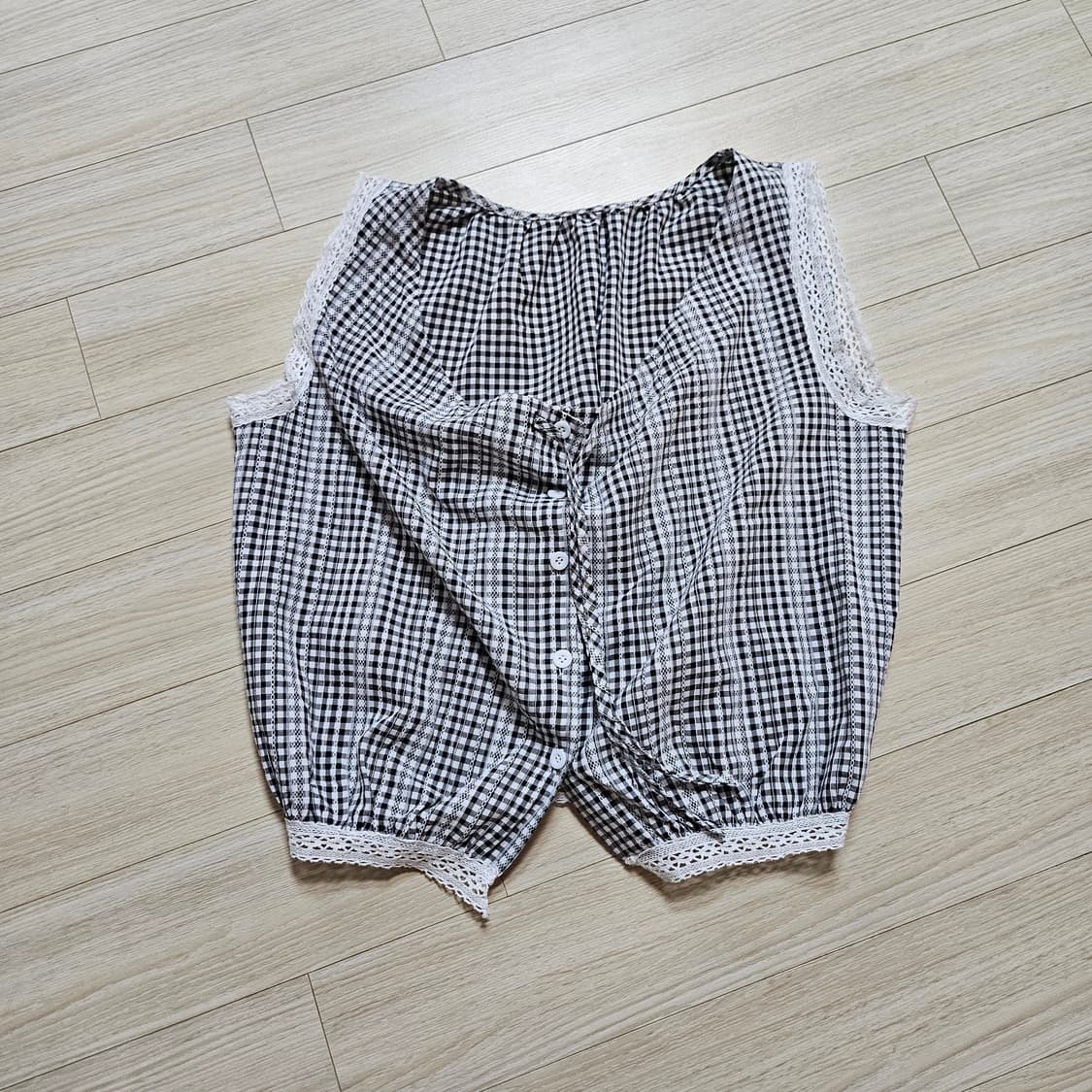 (실착1회) 크롭 체크민소매 블랙화이트 상품이미지1