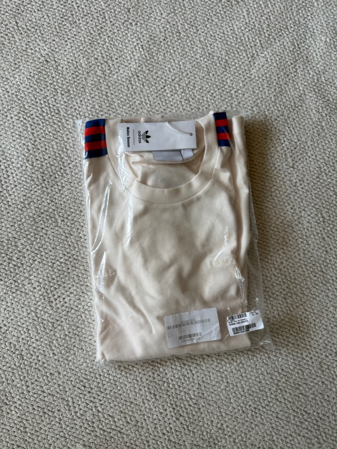 웨일스보너 아디다스 반팔티 상품이미지1