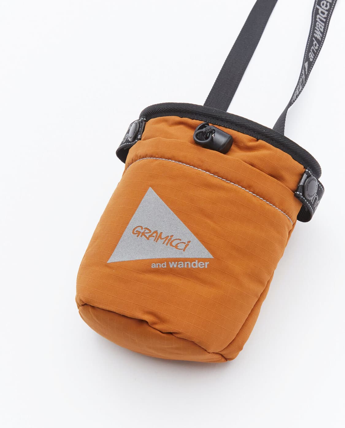 그라미치 X 앤드원더 패디드 초크 파우치 오렌지(✨새상품) 상품이미지2