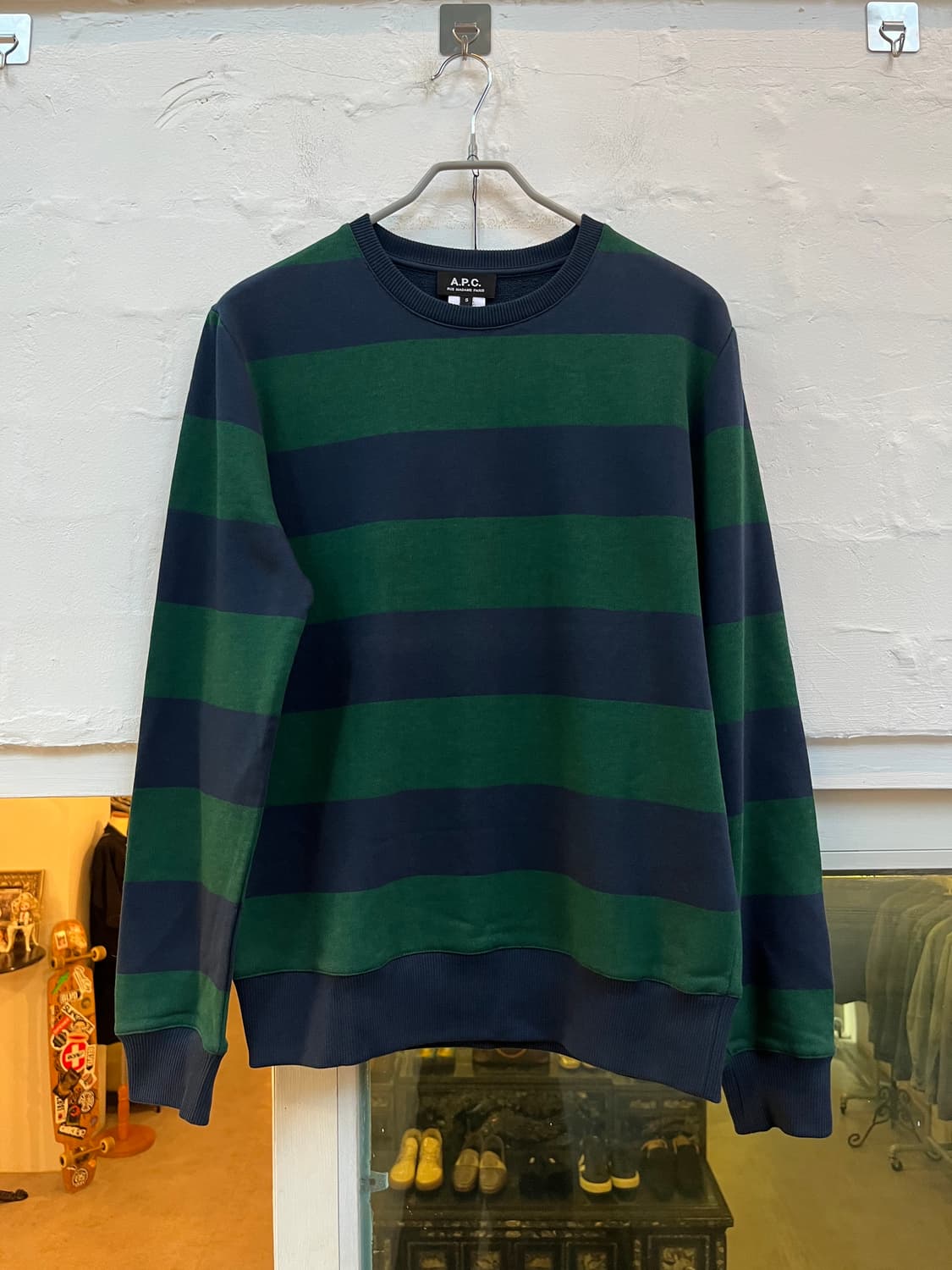 A.P.C 스트라이프 맨투맨 그린 네이비 S 상품이미지1