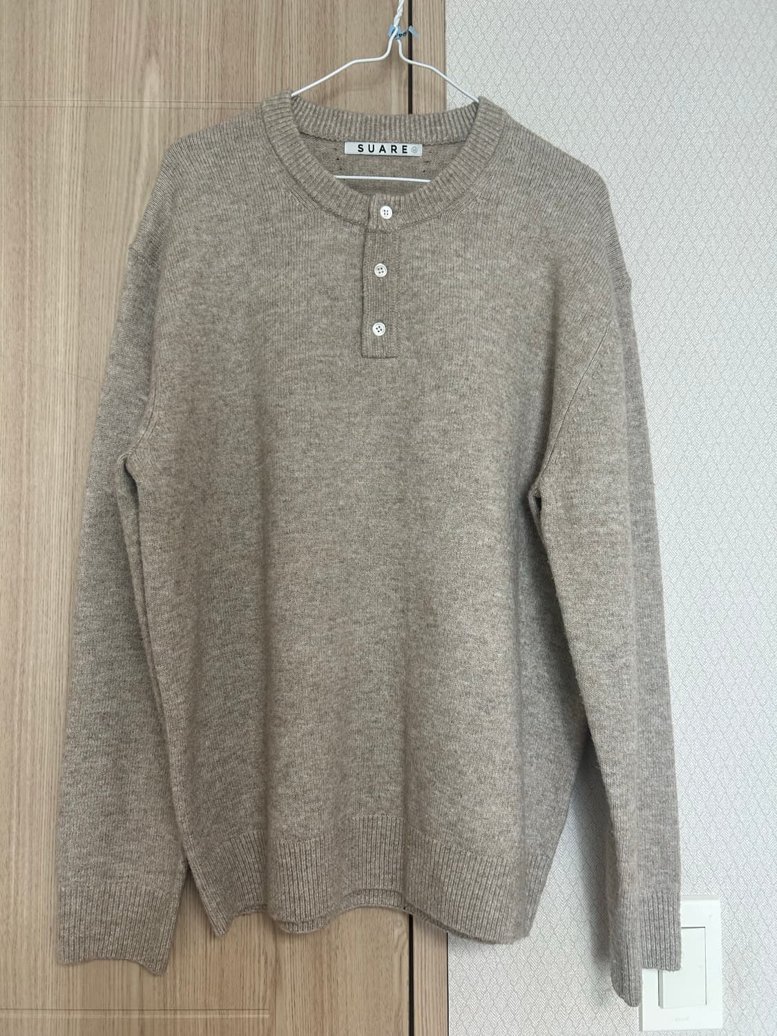 수아레 니트 상품이미지1