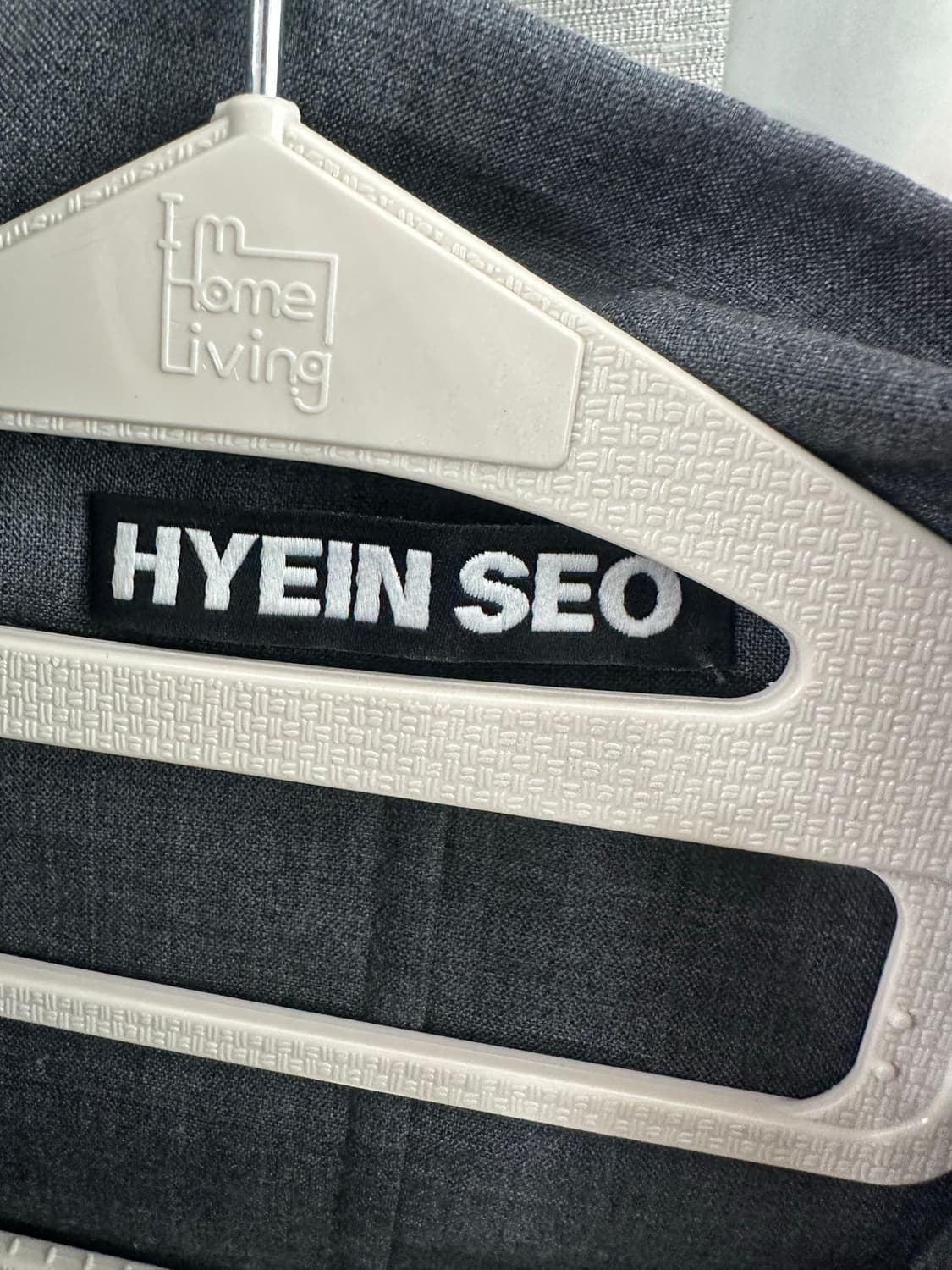 hyeinseo 슬림 울 셔츠 그레이 상품이미지4