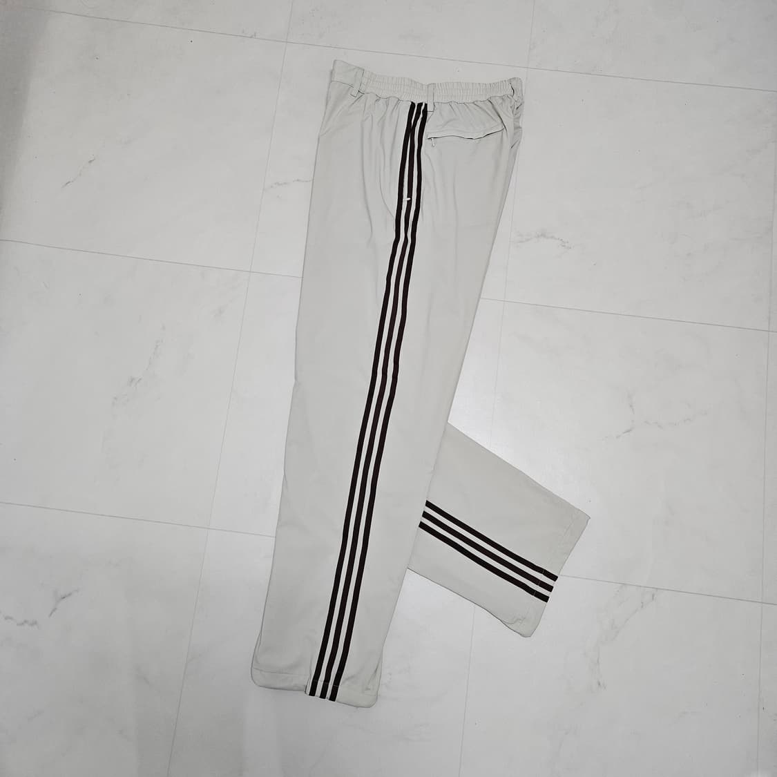 L 아디다스 아이보리 브라운 삼선 트랙팬츠 상품이미지3
