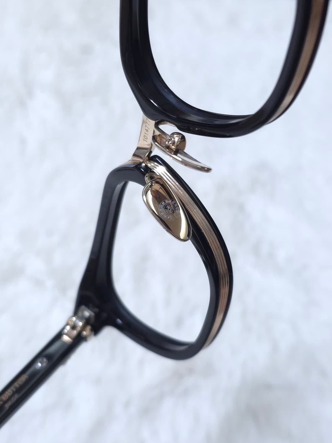 [OS] 크롬하츠 덕버터 안경 블랙 골드 상품이미지9