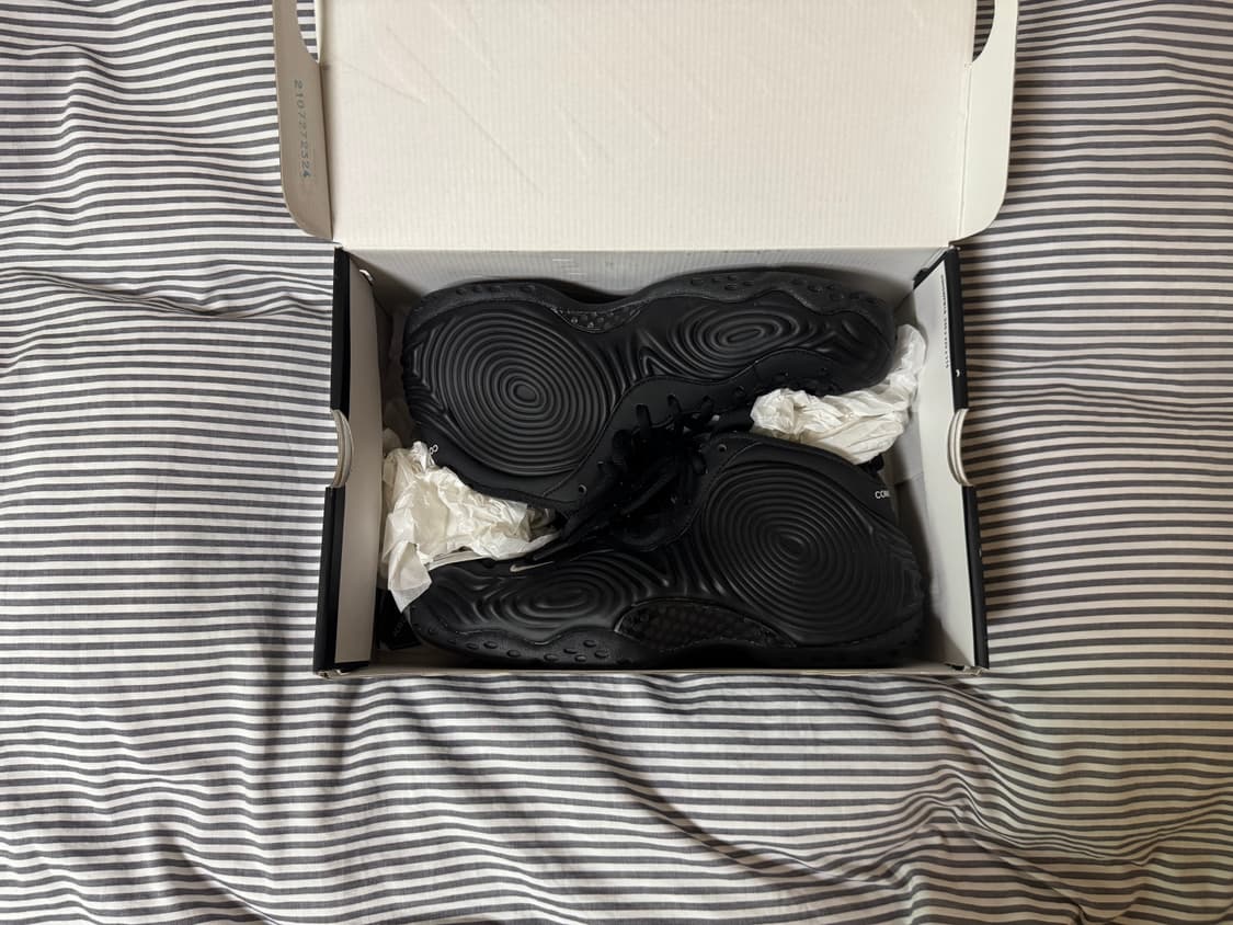 나이키 x 꼼데가르송 옴므플러스 폼포짓 상품이미지1