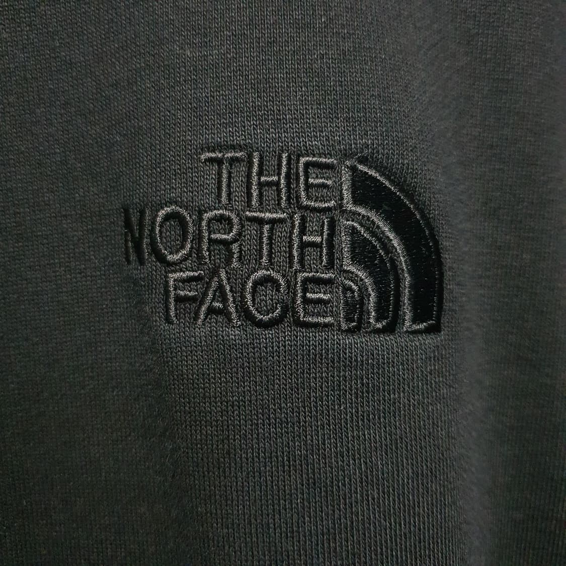 노스페이스 루즈핏 블랙  맨투맨 티셔츠  상품이미지3
