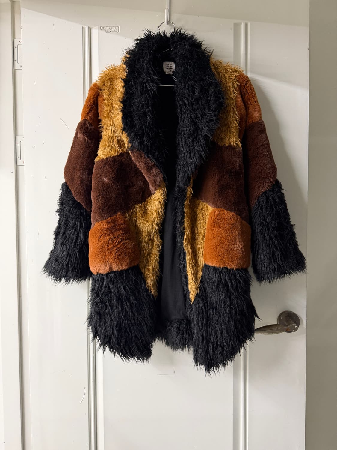 일본빈티지 Heavy Hearts Faux Fur Coat 퍼 자켓 상품이미지6