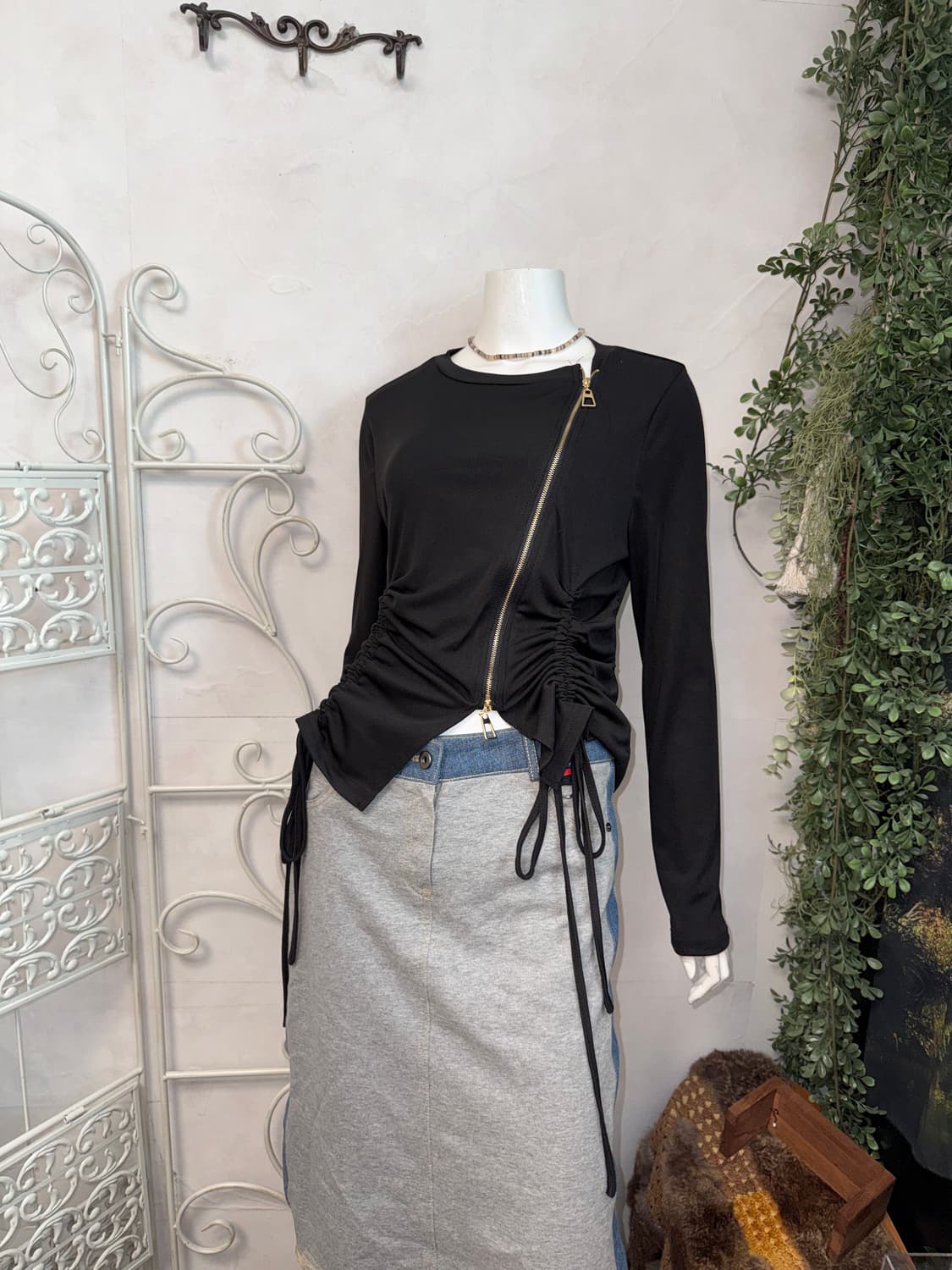 Black side shirring two way zipup 상품이미지3