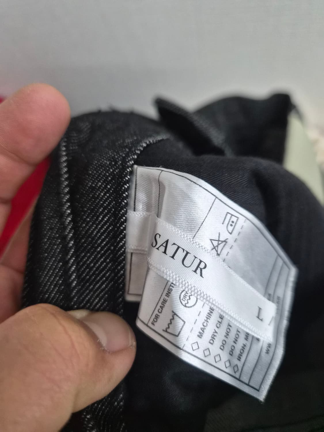 L) SATUR 새터 카이엔 벨티드 블랙 데님 팝니다 상품이미지6