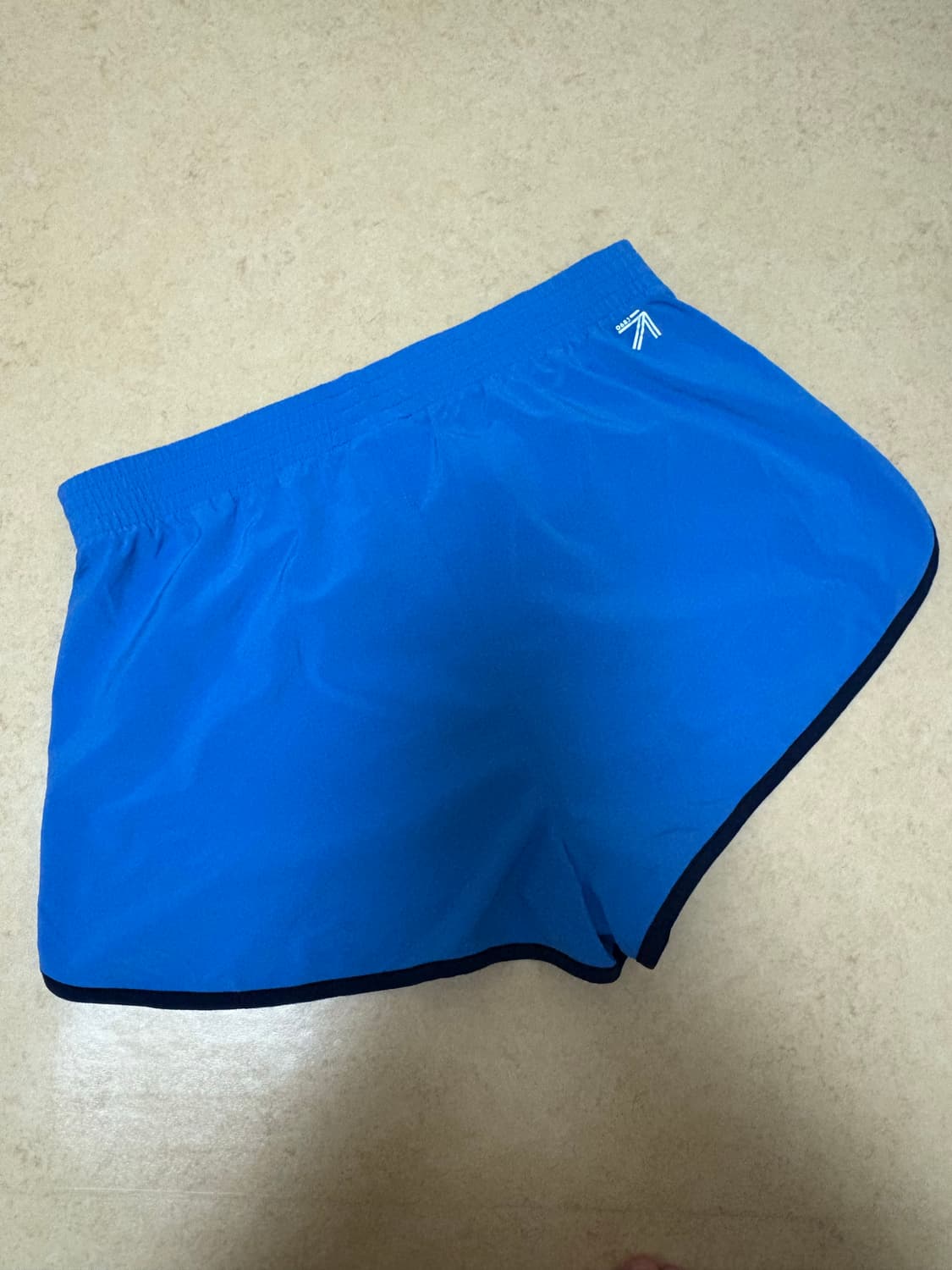 뉴발란스 블루 라인 러닝 반바지 여성 M 상품이미지2