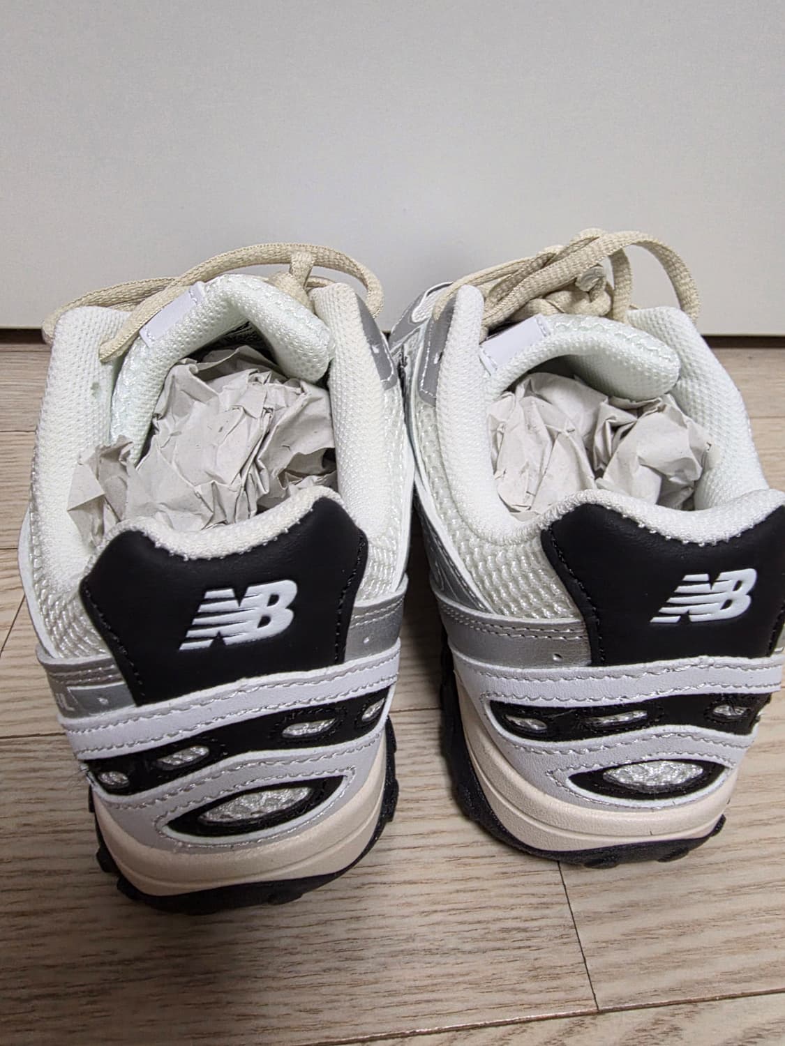 뉴발란스 204LSWD 235 상품이미지3