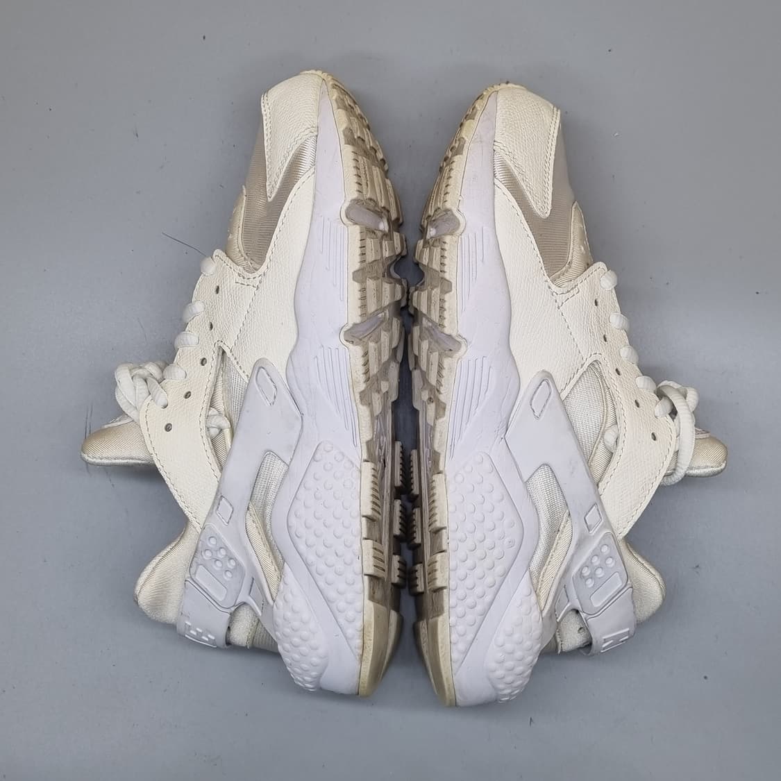 나이키 허라취 운동화 실사이즈225 상품이미지5