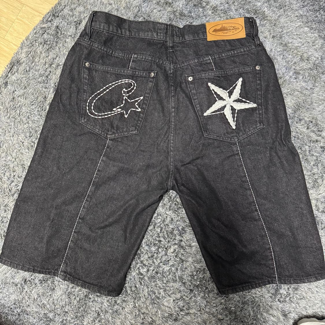 [M,32] corteiz 데님 쇼츠 블랙 상품이미지2