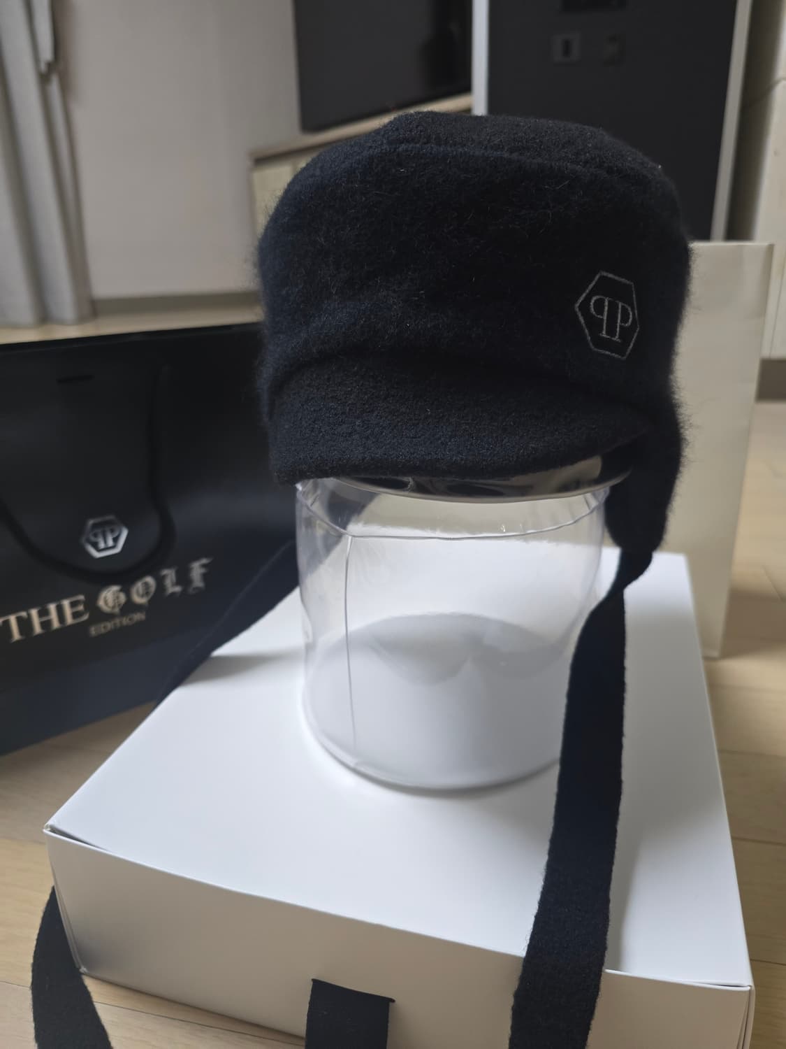 (새상품)필립플레인 골프 앙고라털 귀달이 모자 상품이미지3