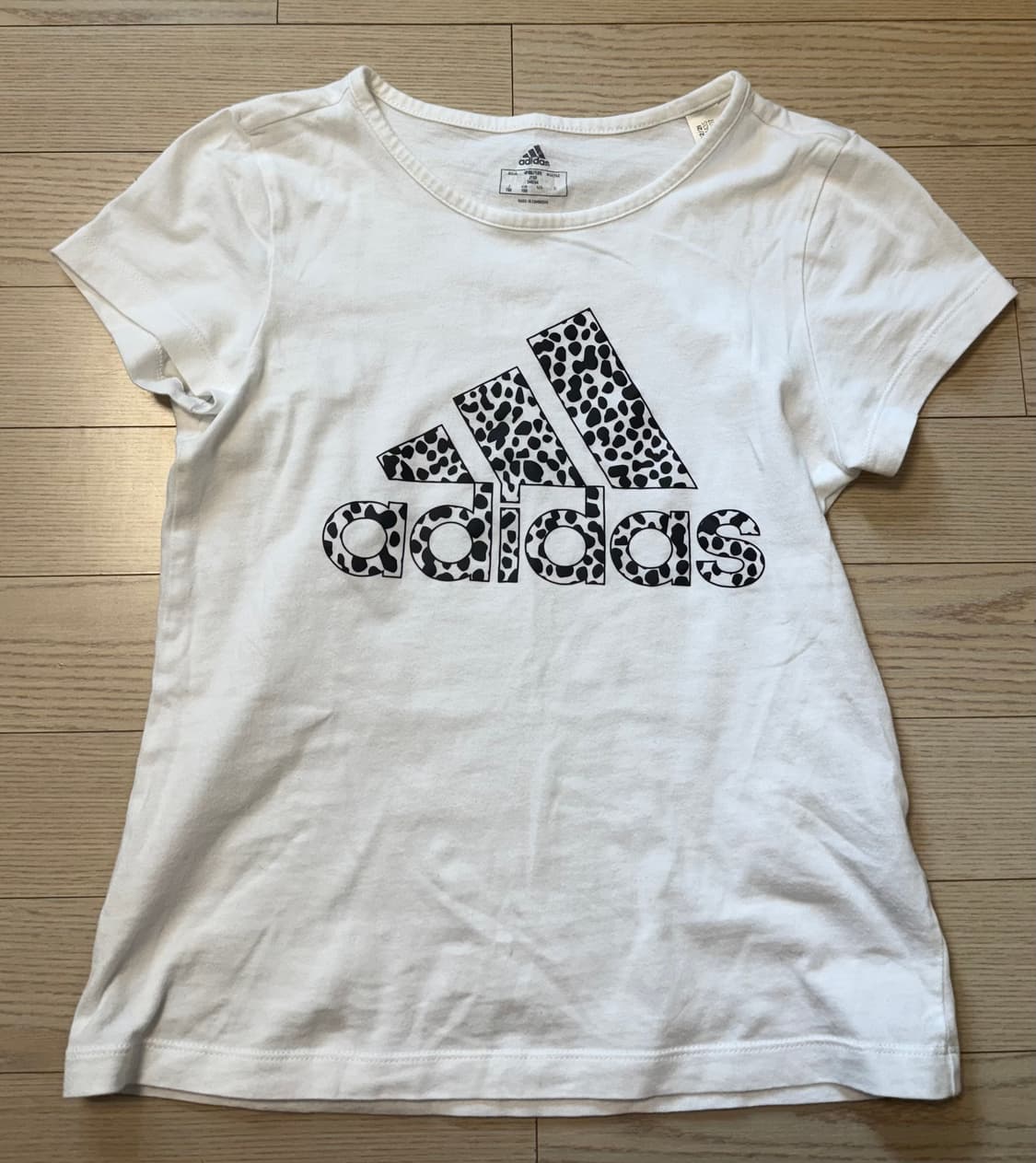 아디다스 딱붙 반팔 티셔츠 도트 호피 달마시안 패턴 빅로고 슬림핏 상품이미지1