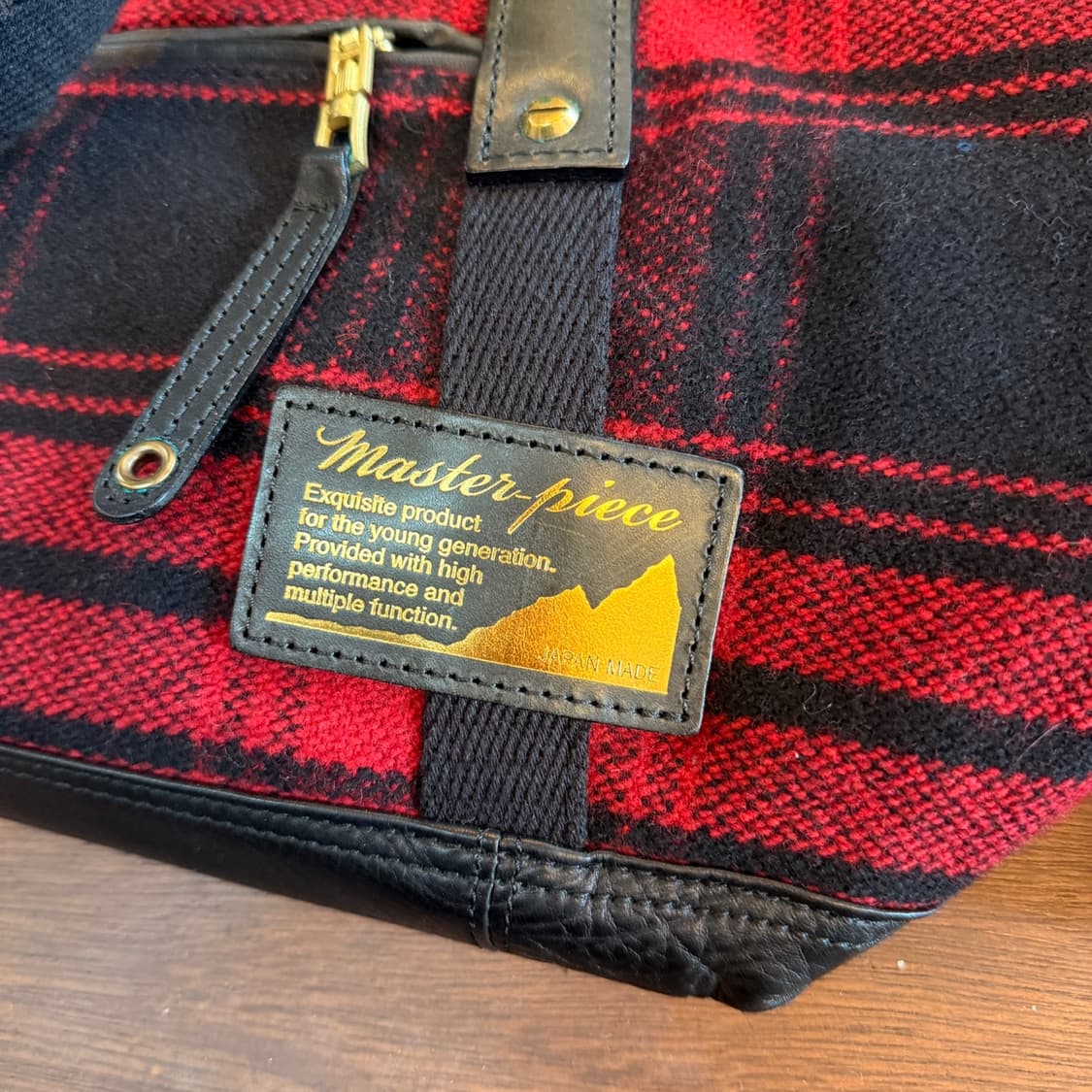 마스터피스 일본생산 레더 / 타탄체크 디테일 빅 숄더백 상품이미지5