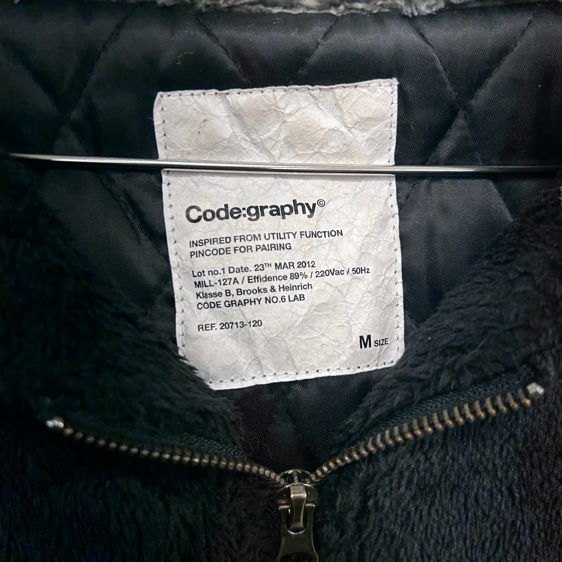 코드그라피 러버와펜 배색 후드 모헤어 플리스 상품이미지3