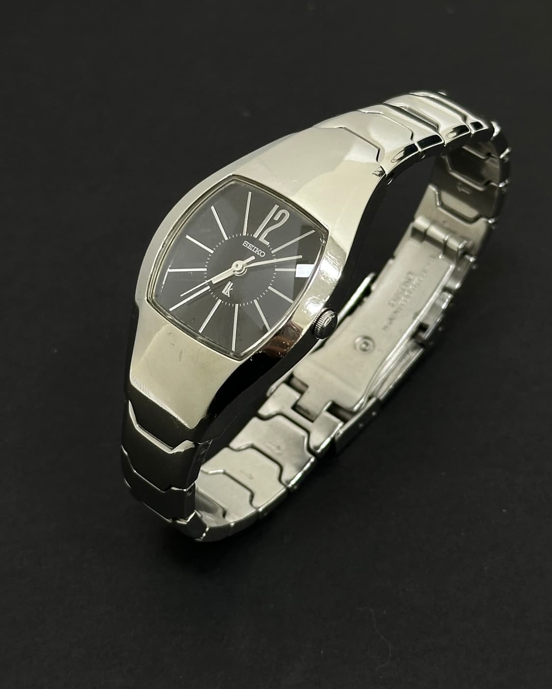 세이코 루키아 블랙 다이얼 시계 상품이미지4