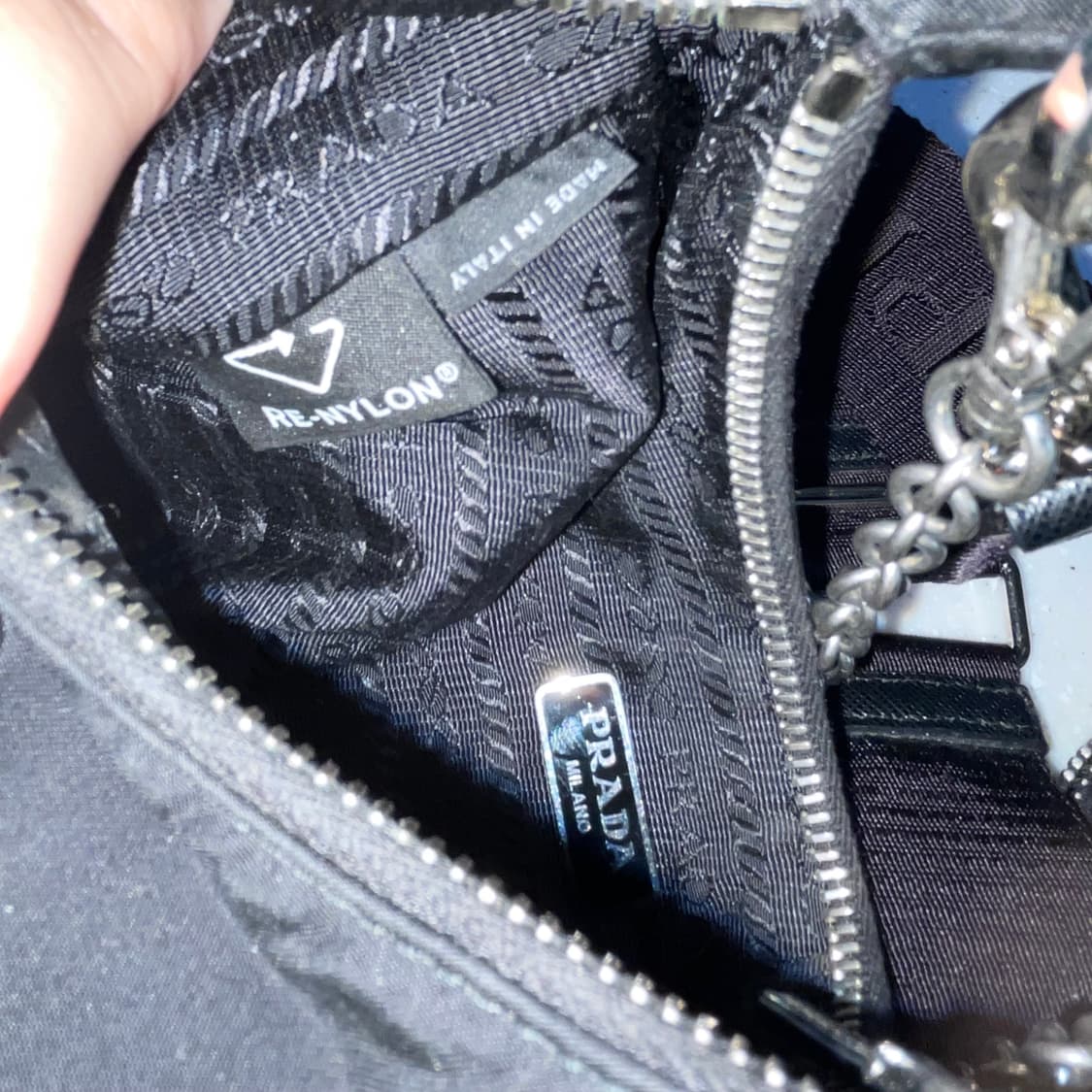 프라다 테수토 리에디션 2005 리나일론 1BH204 상품이미지5