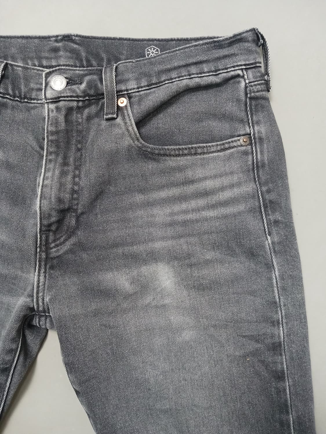 [32] 리바이스 프리미엄 502 웜 레귤러 테이퍼드 그레이진 청바지 상품이미지4