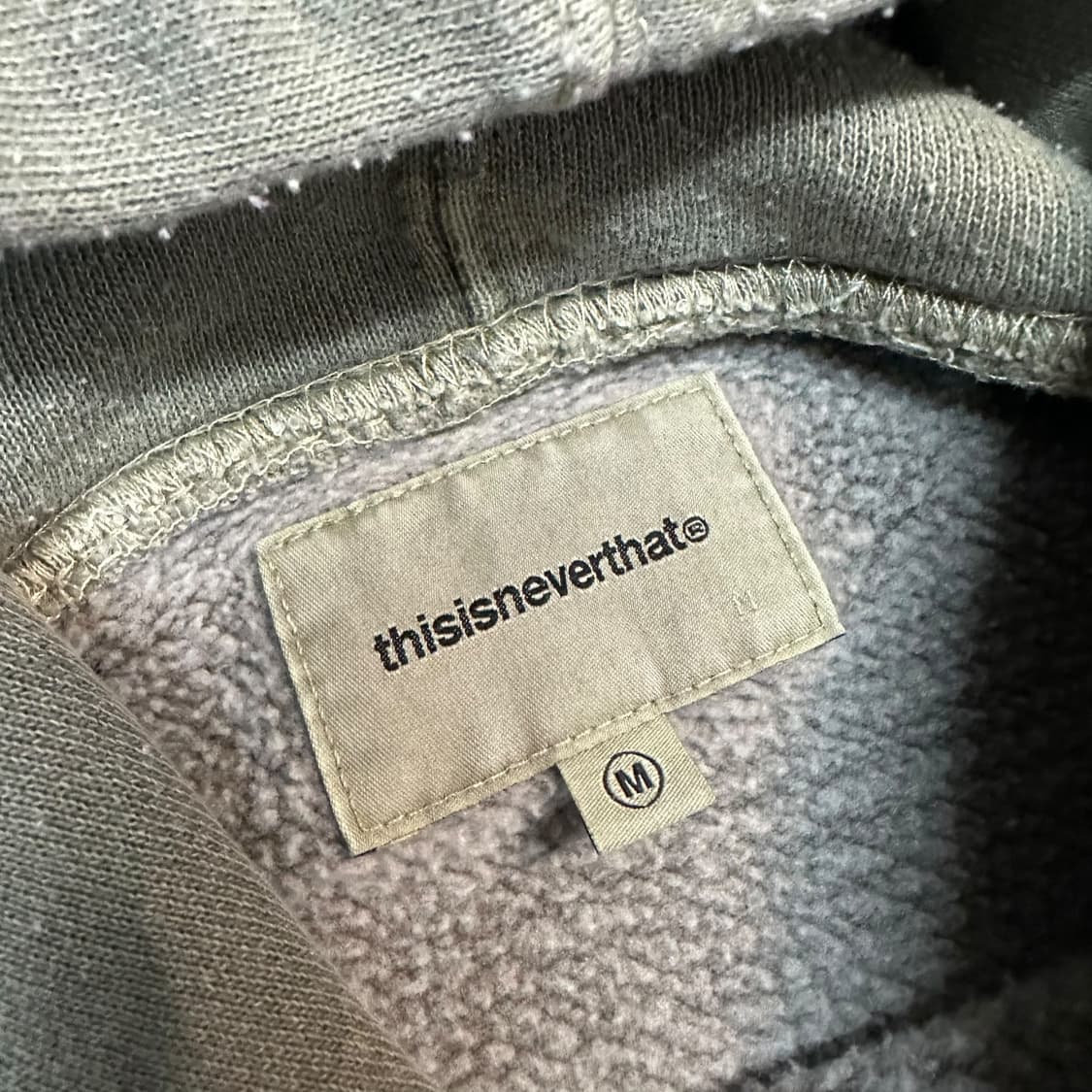 디스이즈네버댓 피그먼트 후드티 상품이미지4