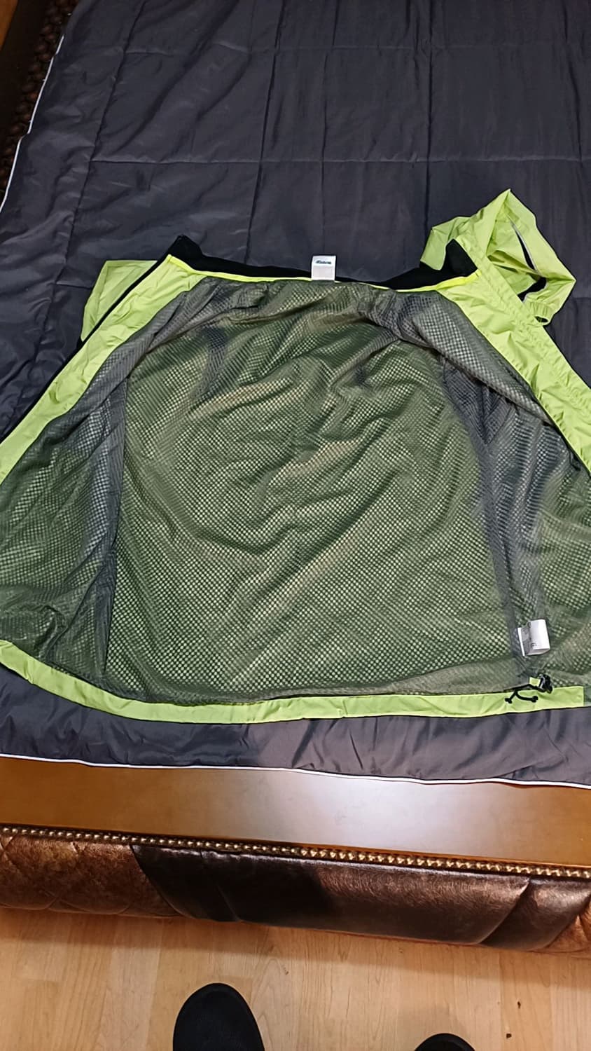 미즈노 얇은바람막이 110 가슴63 기장75 상품이미지4