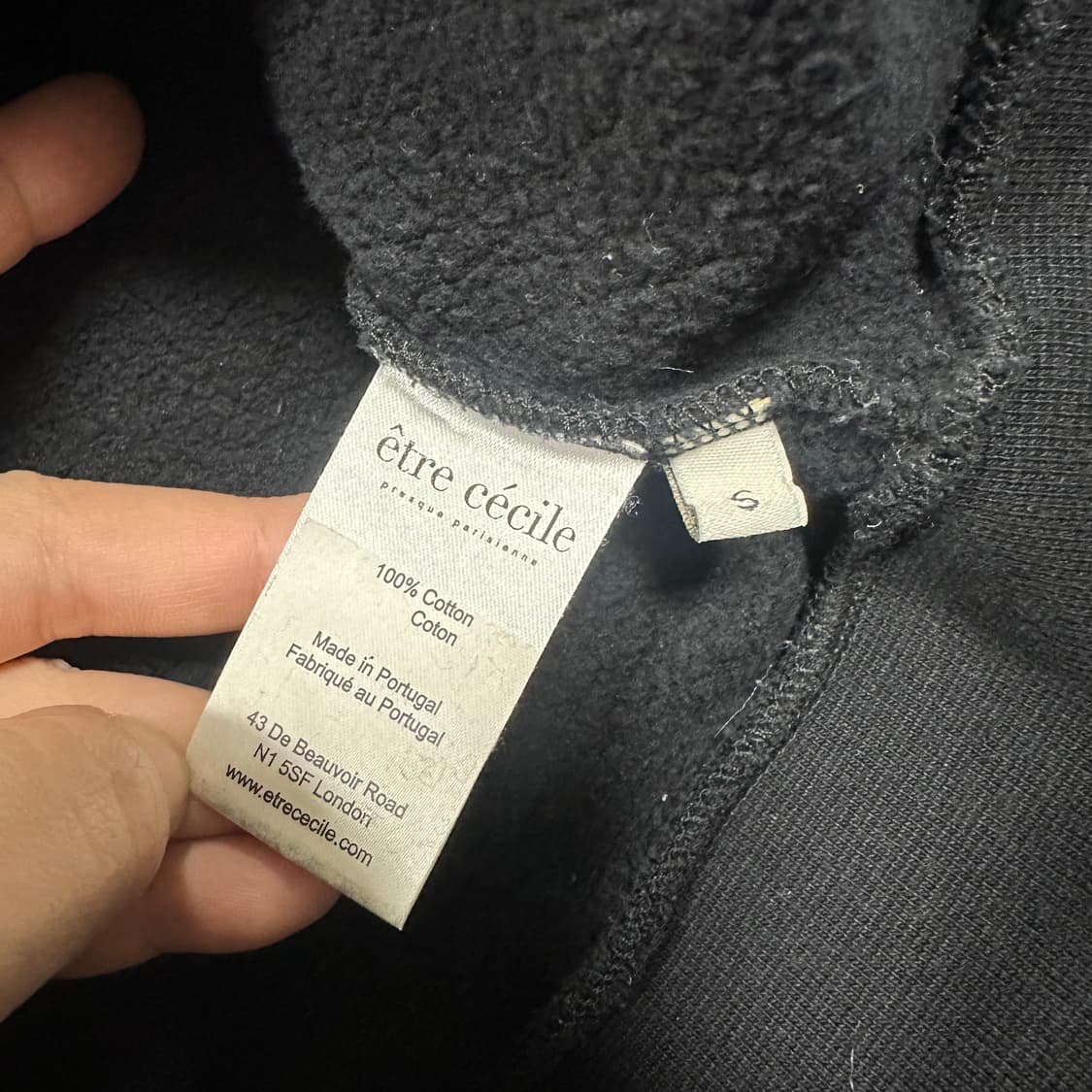 ✨ (바배) 에트레 세실 블랙 크롭 후드 집업 상품이미지4