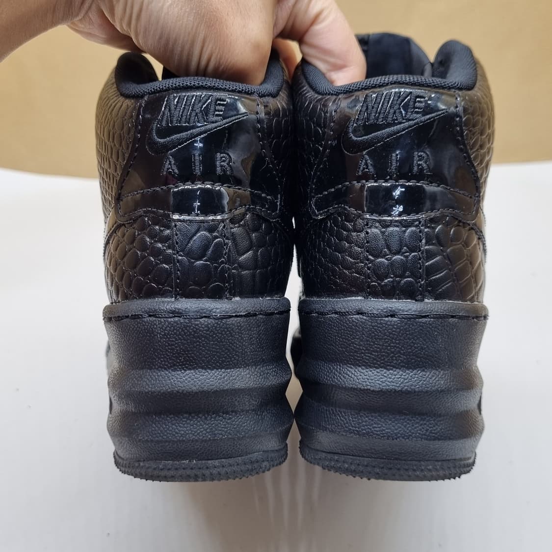 나이키 에어포스1하이 크로커타일 하이탑235. 상품이미지4