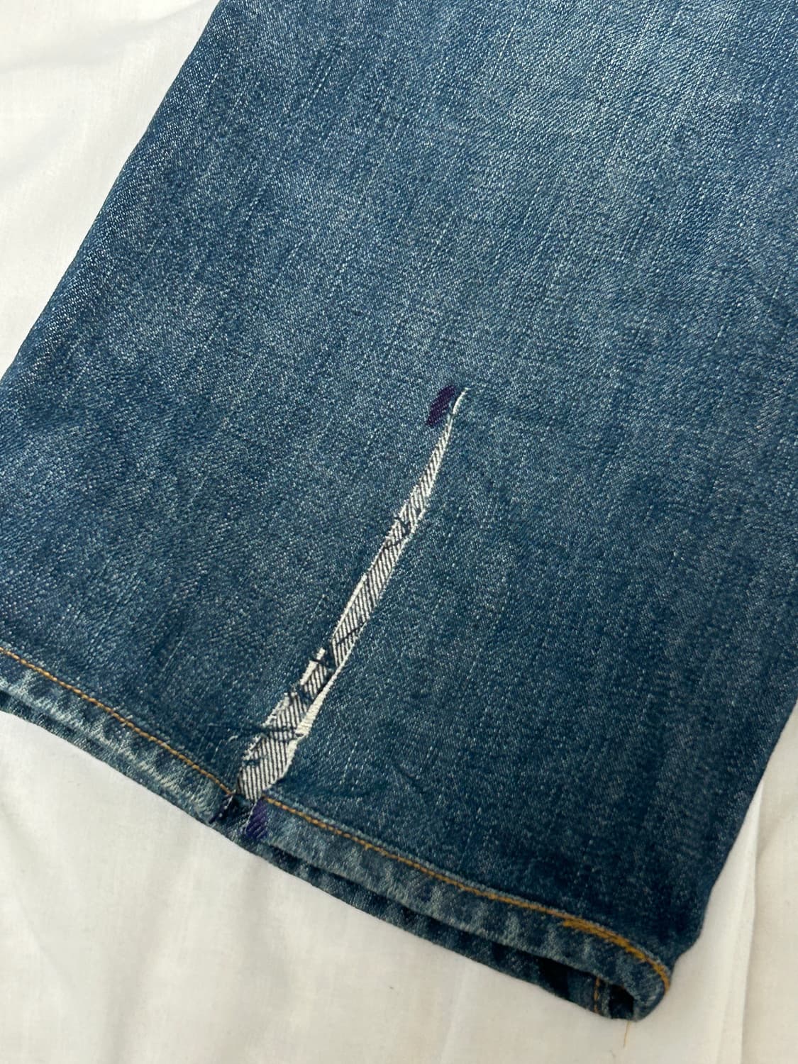 리바이스501스트레이트 핏 딥블루 팬츠 팝니다 커스텀(부츠컷) (정품) 상품이미지7