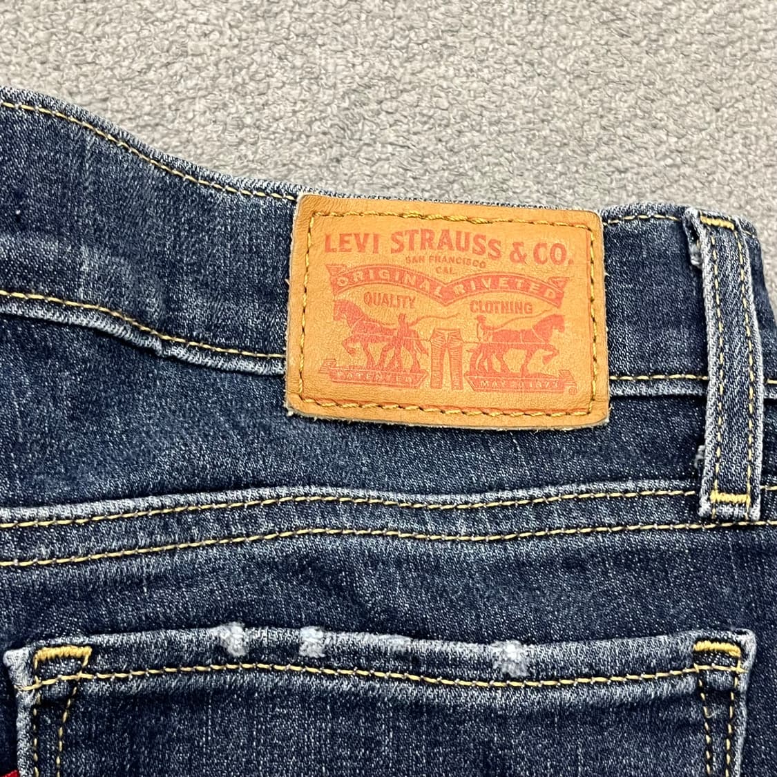 26 리바이스 711 여성 데님팬츠 상품이미지8