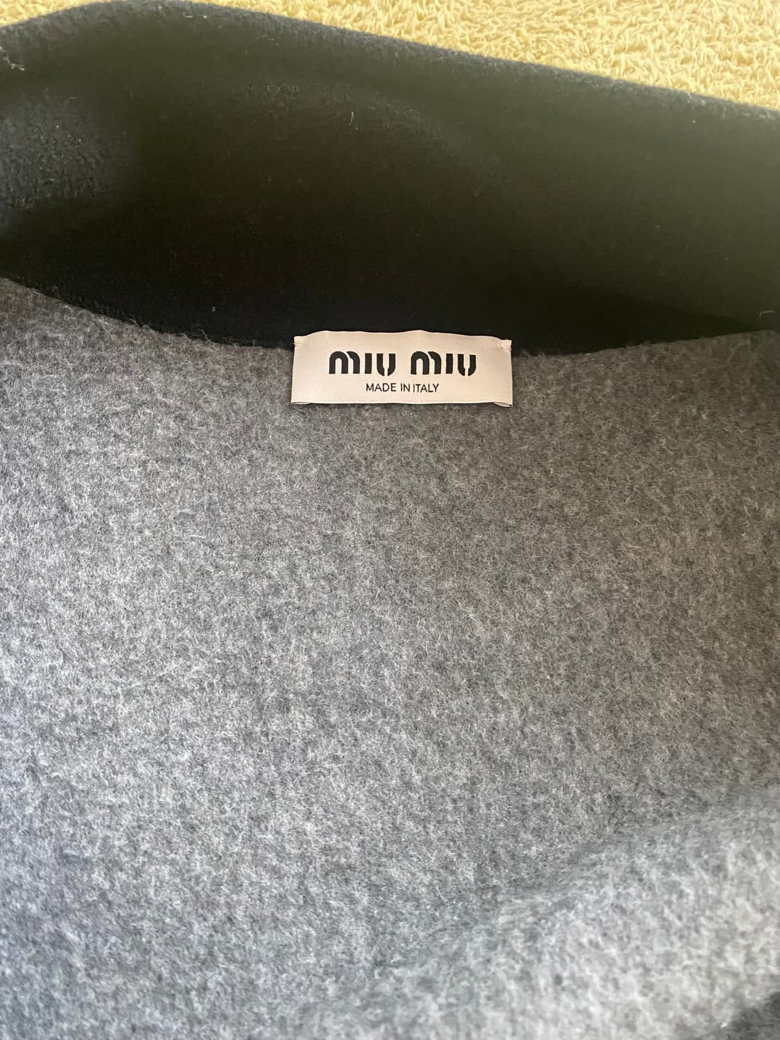 미우미우 플리스(후리스) 집업 xs 상품이미지6