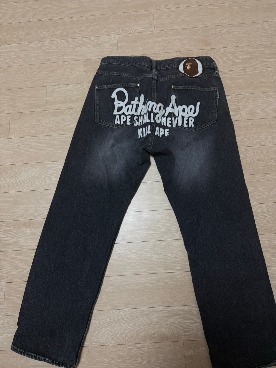 [L] 베이프 챔피언 데님 팬츠 블랙 상품이미지1