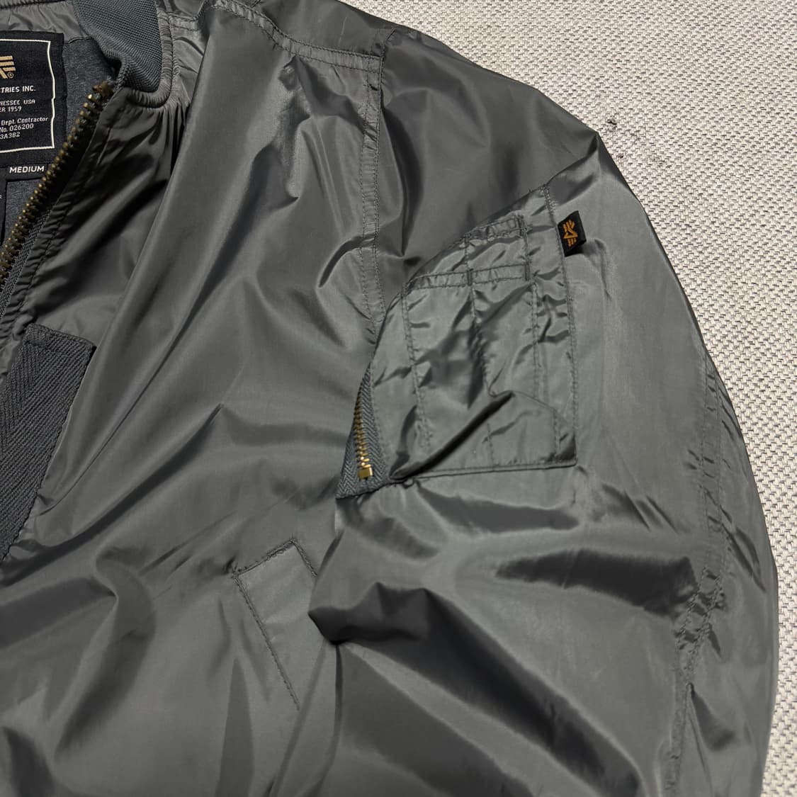 알파인더스트리 MA-1 봄버 자켓 상품이미지3