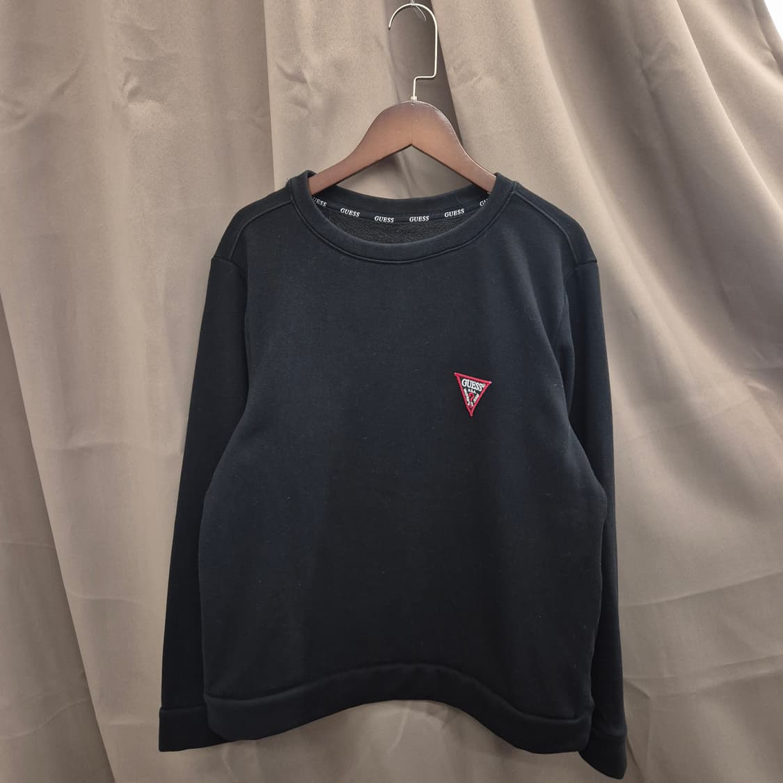 게스 삼각 로고 기모 맨투맨 상하세트 95 상품이미지1