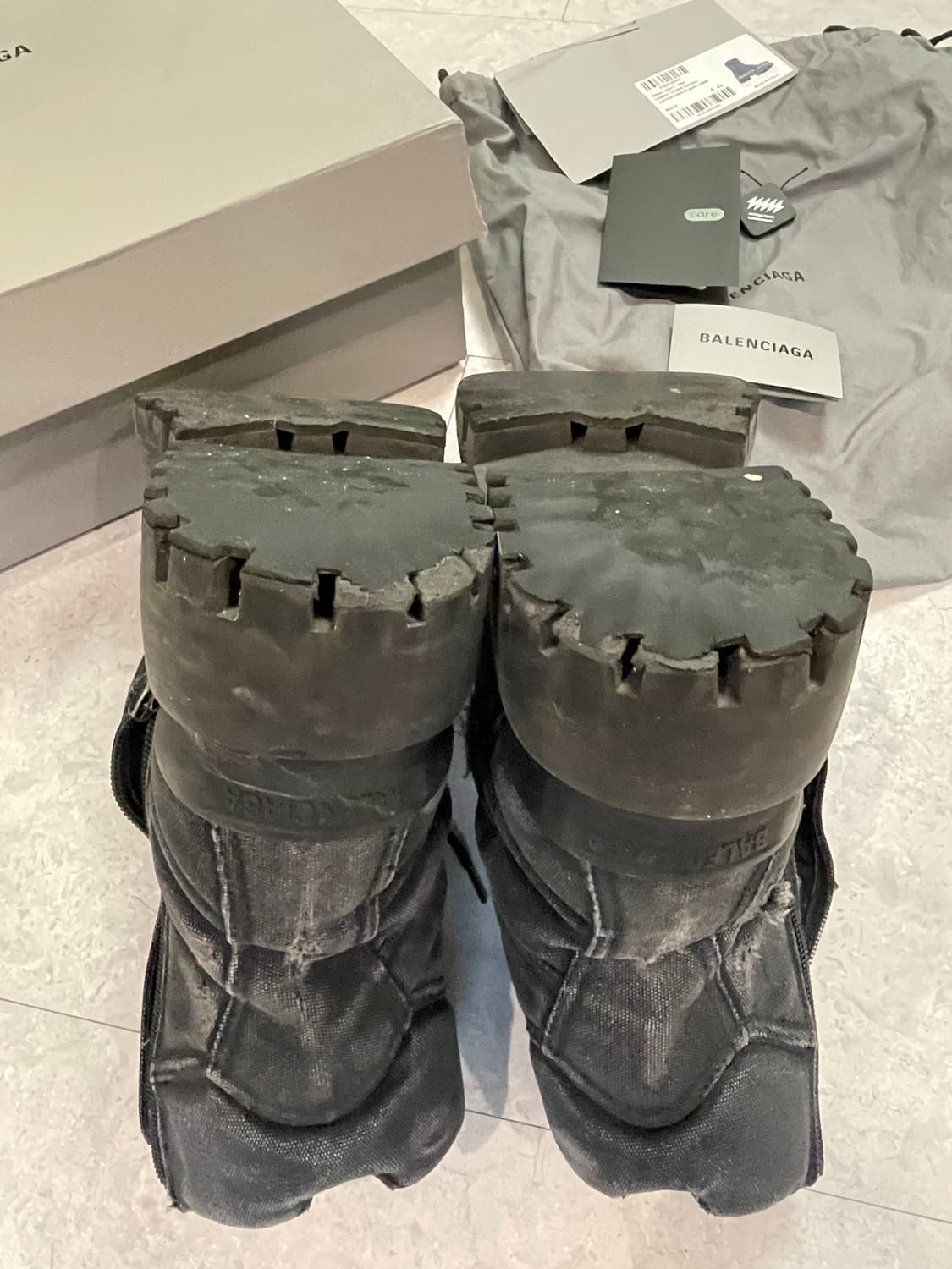 발렌시아가 스트라이크 부츠 43  상품이미지5