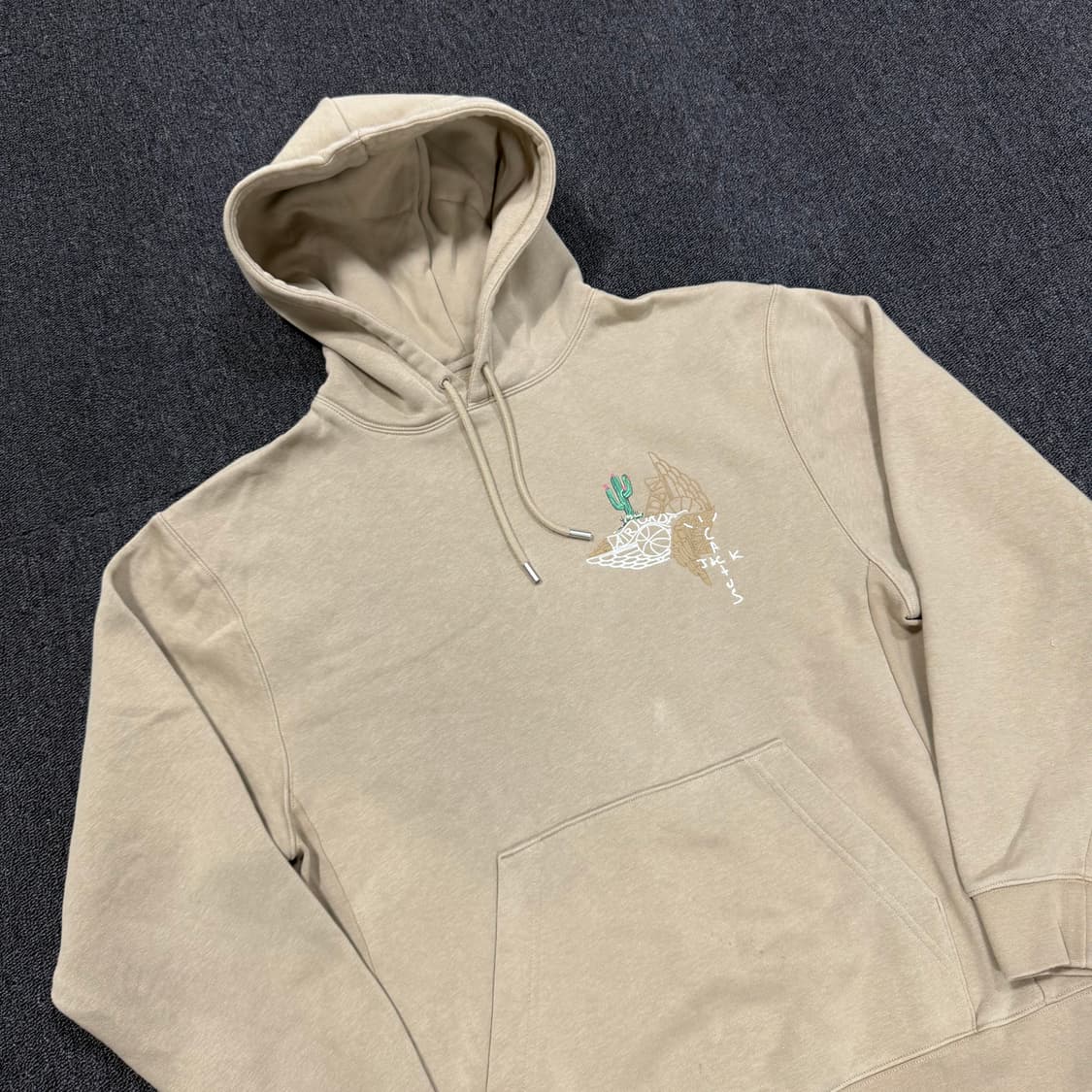 나이키 조던 x 트래비스 스캇 풀오버 후드티 상품이미지2